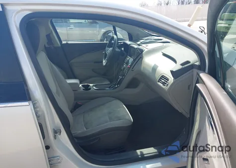 2014 Chevrolet Volt from USA, damaged, VIN 1G1RD6E48EU151381